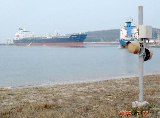 Размещение датчиков радиолучевой системы охраны периметра в порту